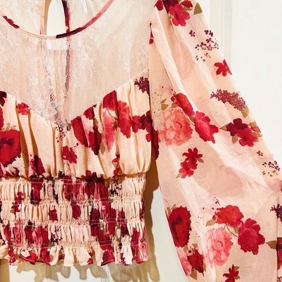 {Free People} "Daphne" Floral Lace Peplum Crop Peasant Blouse - Picture 8 of 13